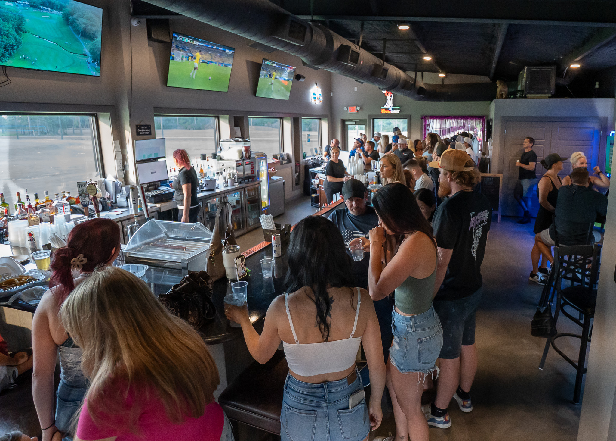Karaoke Night at Top of the Tee!